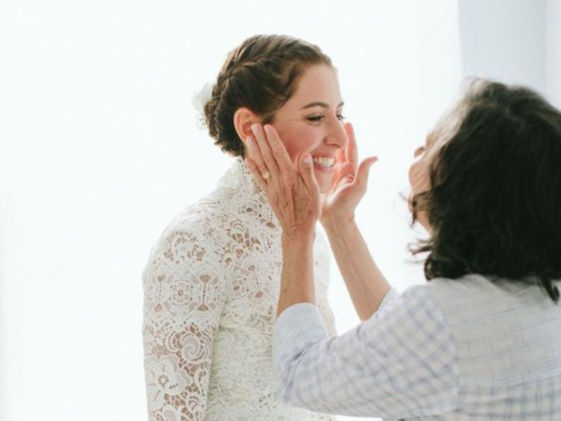 Building a positive relationship with your future mother-in-law